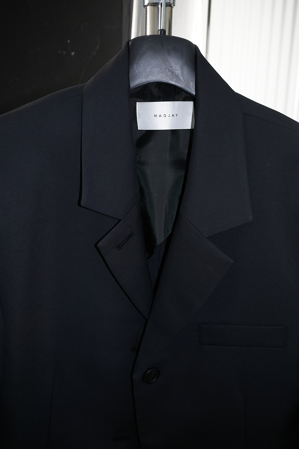 25AW RUNWAY PARIS image 1